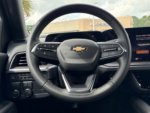 New 2026 Chevrolet Suburban LS RWD image 20