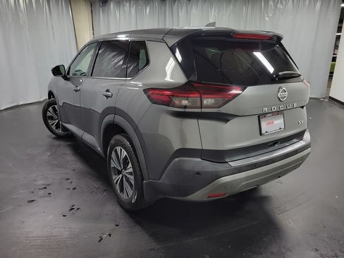 Used 2021 Nissan Rogue SV FWD image 6