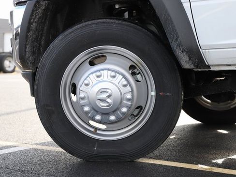 New 2026 RAM 5500 Tradesman w/ Chrome Appearance Group image 2