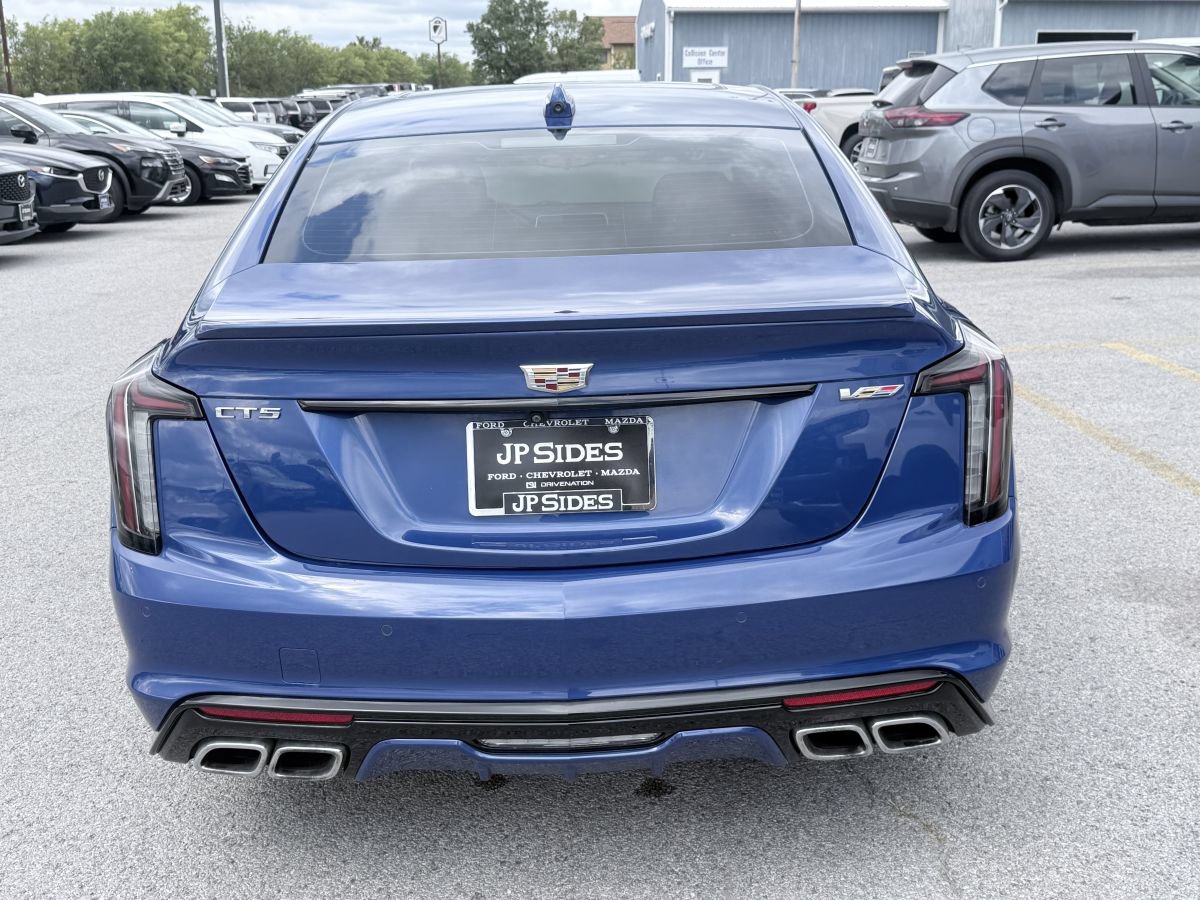 Used 2021 Cadillac CT5 V w/ Platinum Package RWD image 6