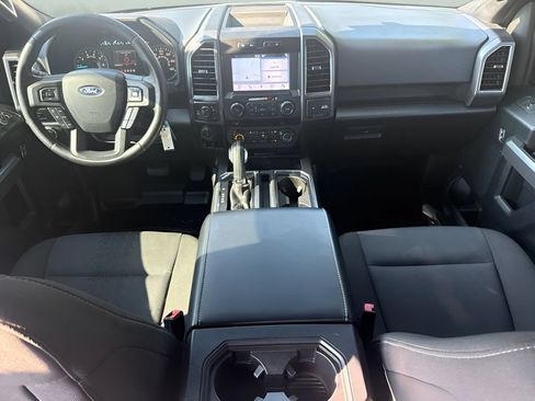 Used 2018 Ford F150 XLT w/ Equipment Group 302A Luxury AWD/4WD image 14