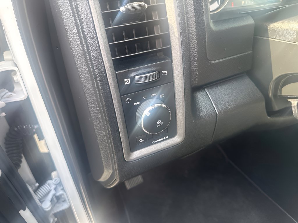Used 2021 RAM 1500 Tradesman w/ Tradesman SXT Package AWD/4WD image 17