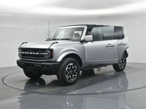 Certified 2021 Ford Bronco Outer Banks image 36