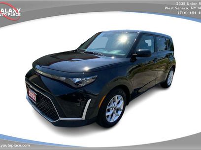 Used 2023 Kia Soul LX w/ Option Group 015