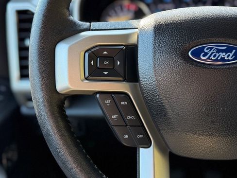 Used 2017 Ford F250 Lariat w/ Chrome Package image 7