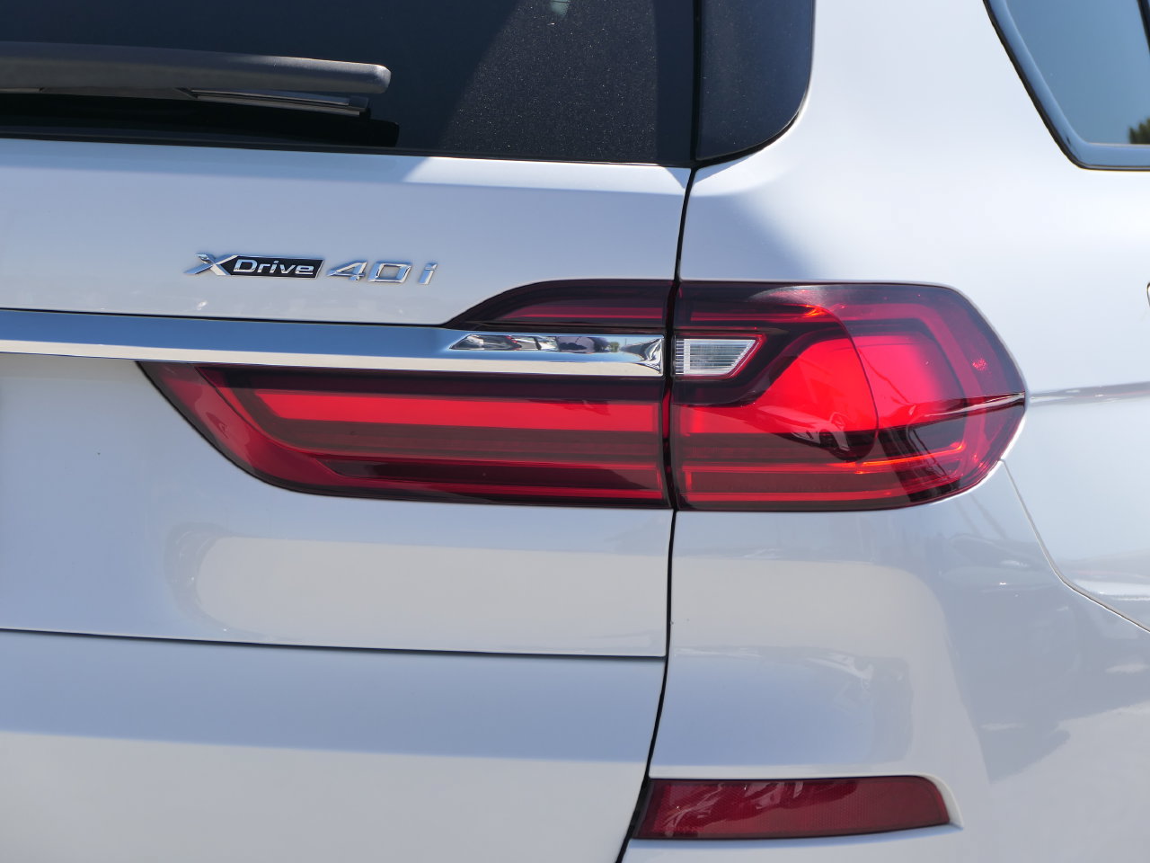 Used 2019 BMW X7 xDrive40i w/ Premium Package AWD/4WD image 4