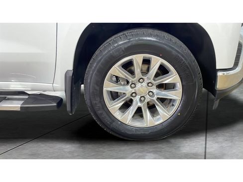 Used 2020 Chevrolet Silverado 1500 LTZ w/ LTZ Plus Package AWD/4WD image 18