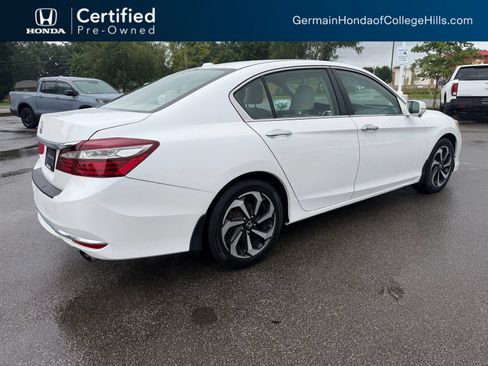 Used 2017 Honda Accord EX-L image 6