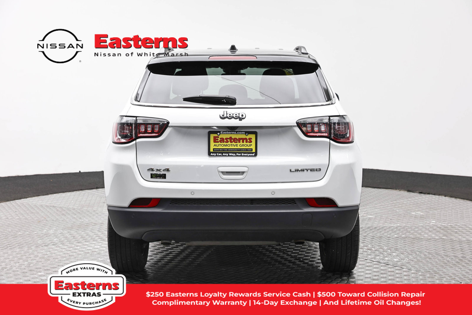 Used 2025 Jeep Compass Limited AWD/4WD image 6