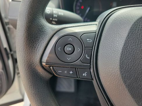 Used 2024 Toyota RAV4 XLE FWD image 19