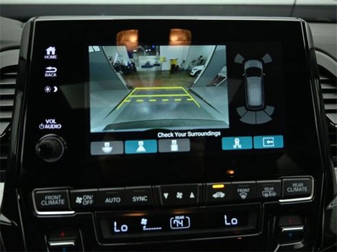 Used 2023 Honda Odyssey Elite image 17