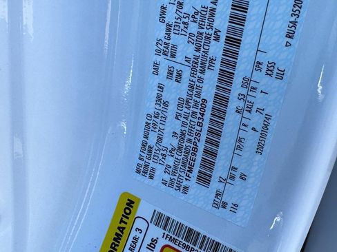 New 2025 Ford Bronco Badlands image 19