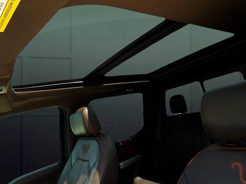 Used 2017 Ford F150 King Ranch w/ Equipment Group 601A Luxury image 13