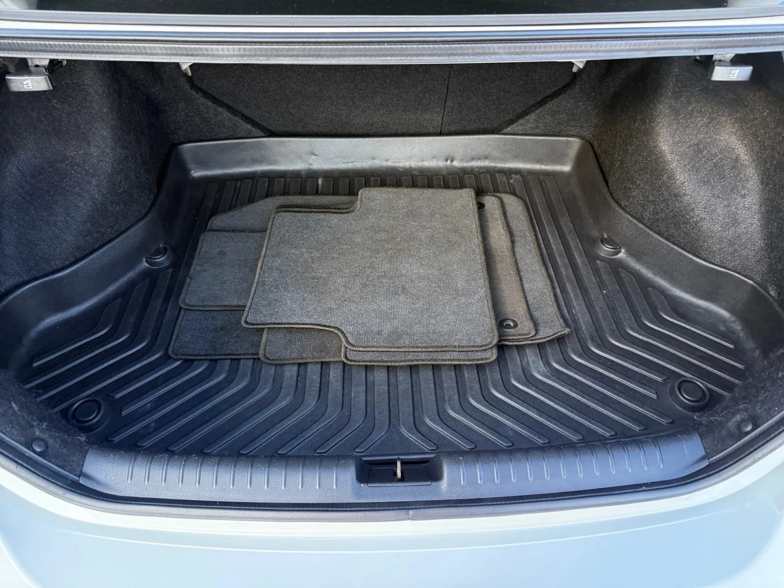 Used 2015 Honda Civic EX image 10