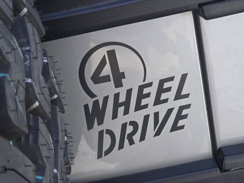 Used 2017 Jeep Wrangler Sport image 13