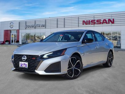 New 2025 Nissan Altima 2.5 SR w/ SR Premium Package