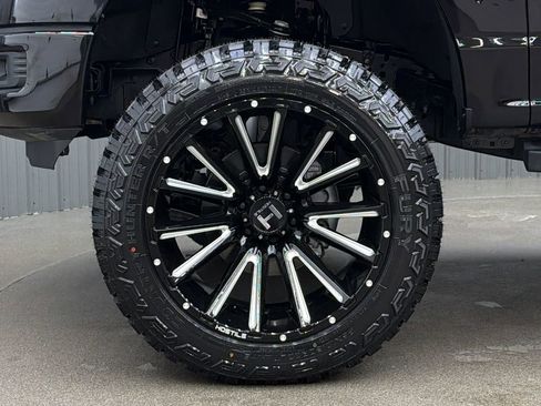 Used 2025 Ford F150 Lariat image 10