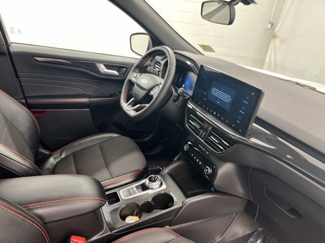 Used 2023 Ford Escape ST-Line w/ Tech Pack #1 AWD/4WD image 26