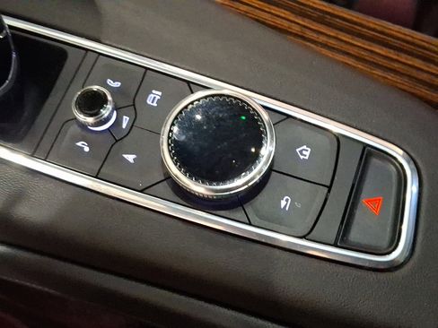 Certified 2023 Cadillac Escalade Premium Luxury image 25