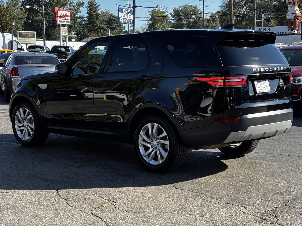 Used 2018 Land Rover Discovery HSE AWD/4WD image 6