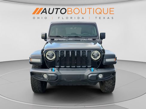 Used 2023 Jeep Wrangler Unlimited w/ Dual Top Group AWD/4WD image 9