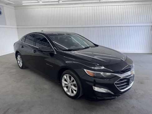 Used 2019 Chevrolet Malibu LT FWD image 3