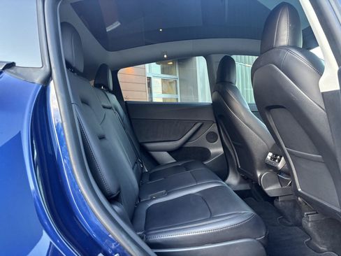 Used 2023 Tesla Model Y Long Range AWD/4WD image 20