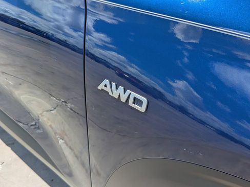 Certified 2023 Kia Seltos EX AWD/4WD image 11