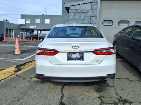 Certified 2023 Toyota Camry LE image 3