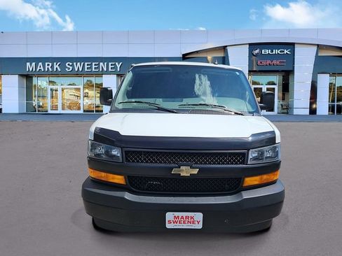 Used 2021 Chevrolet Express 2500 w/ Driver Convenience Package RWD image 2