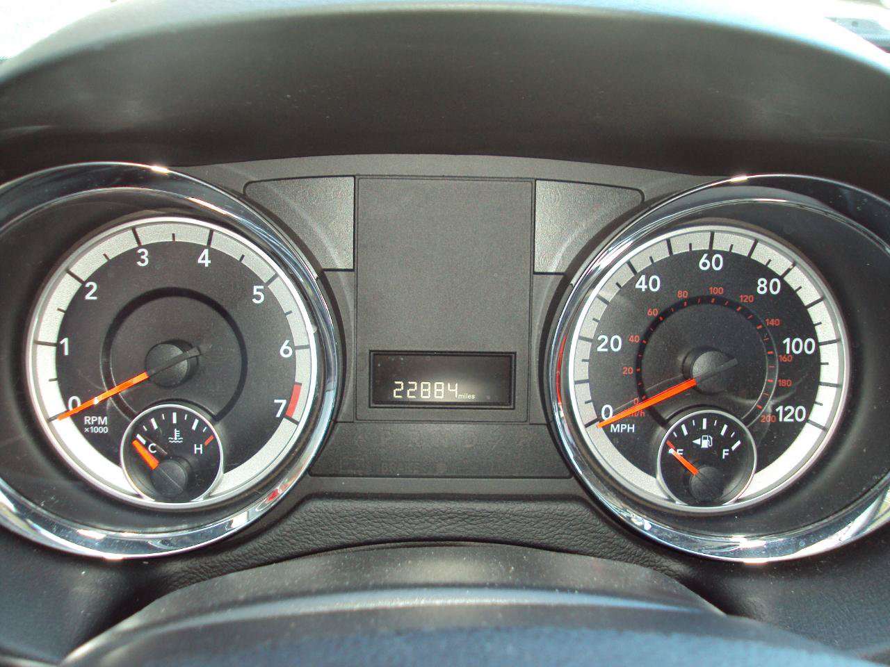 Used 2018 Dodge Grand Caravan SE w/ UConnect Hands-Free Group FWD image 21