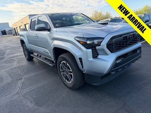 Used 2024 Toyota Tacoma TRD Sport w/ TRD Sport Upgrade Package RWD image 1