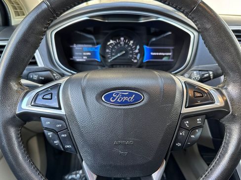 Used 2013 Ford Fusion SE FWD image 29