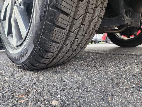 Used 2020 Honda Pilot EX image 23