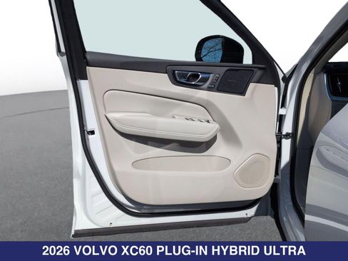 New 2026 Volvo XC60 T8 Ultra w/ Protection Package Premier AWD/4WD image 8