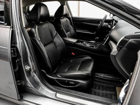 Used 2019 Nissan Maxima 3.5 SV w/ Floor Mat Group image 35