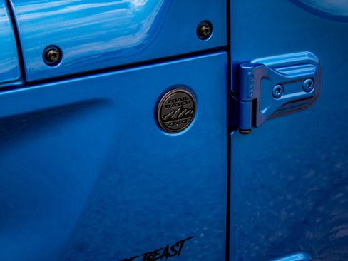 Used 2024 Jeep Wrangler Willys image 19