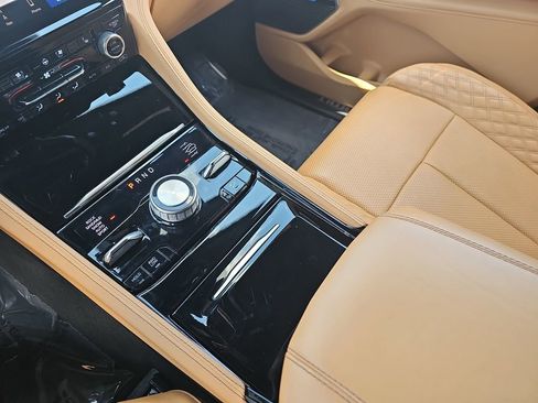 Used 2022 Jeep Grand Cherokee L Summit w/ Advanced Protech Group IV AWD/4WD image 27