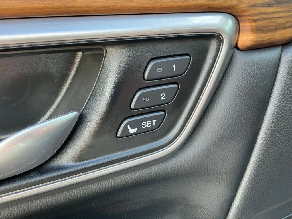 Used 2019 Honda CR-V EX-L image 28