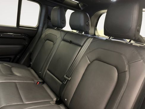 Used 2024 Land Rover Defender 110 SE AWD/4WD image 13