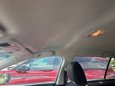 Used 2015 Subaru Outback 2.5i Premium w/ Popular Package #2 AWD/4WD image 10