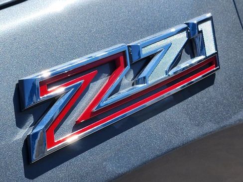 Used 2025 Chevrolet Silverado 1500 LTZ w/ LTZ Premium Package AWD/4WD image 18