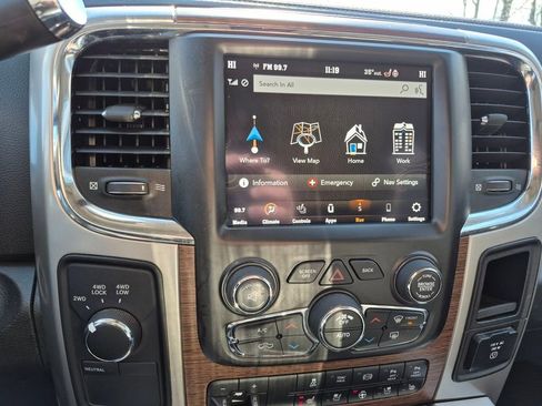 Used 2018 RAM 2500 Laramie image 26