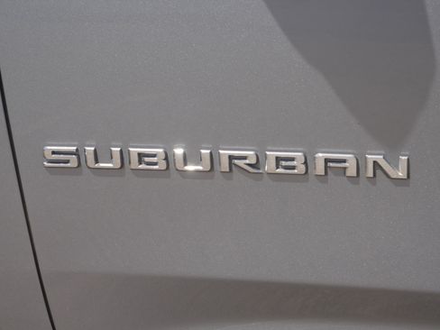 Used 2023 Chevrolet Suburban High Country w/ Max Trailering Package AWD/4WD image 19