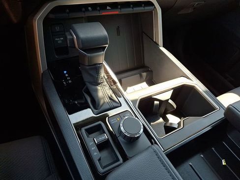 New 2026 Toyota Tundra SR5 AWD/4WD image 7