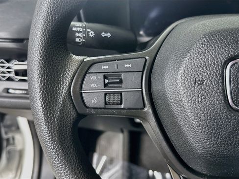 Used 2023 Honda Accord EX image 14