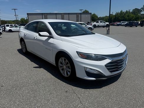 Used 2025 Chevrolet Malibu LT FWD image 9
