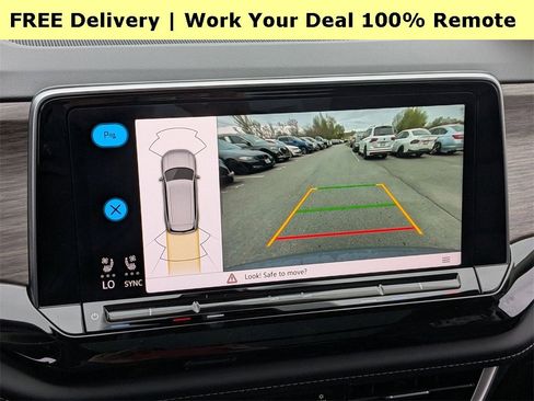 New 2025 Volkswagen Atlas SEL image 16