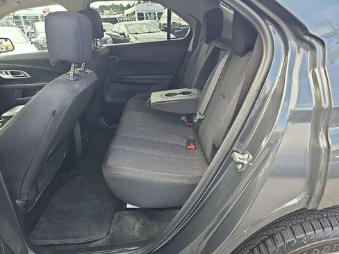 Used 2017 Chevrolet Equinox LS AWD/4WD image 16