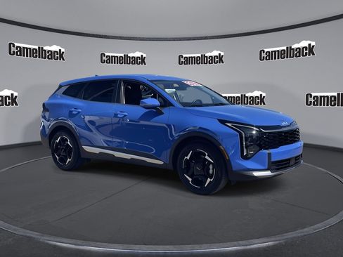 Certified 2026 Kia Sportage EX FWD image 1